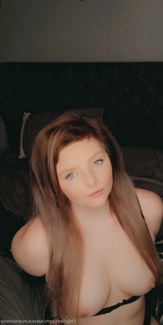 Alexxx 💕  message me 🌺 [ alexxxuncensoredx ] Onlyfans leaked photo 5720083 on Hotleaks.tv