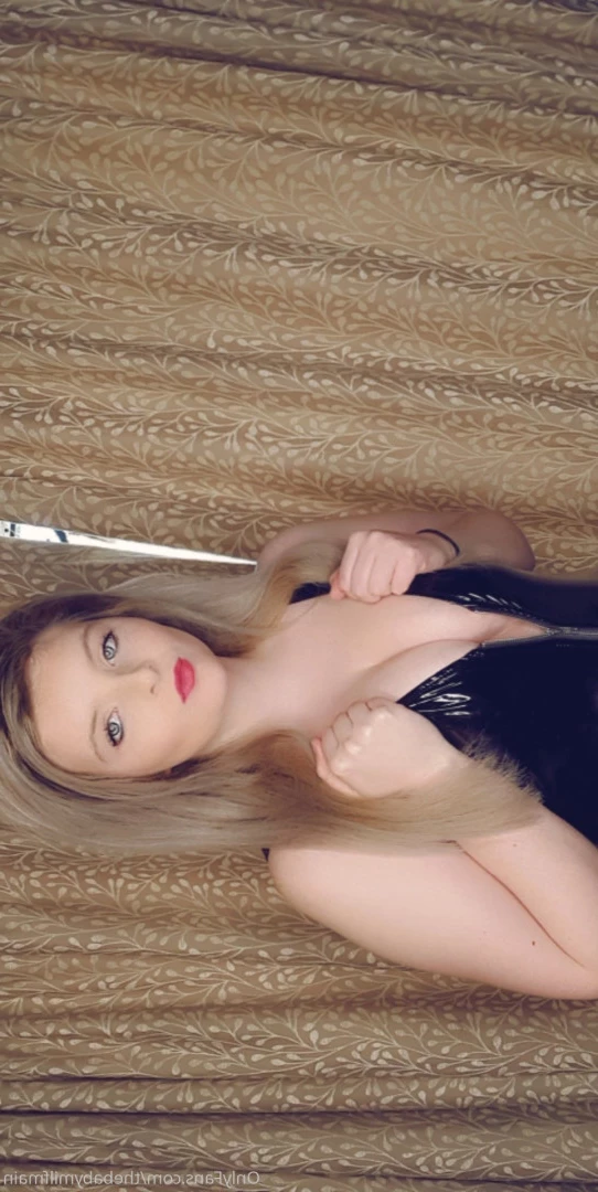 Alexxx 💕  message me 🌺 [ alexxxuncensoredx ] Onlyfans leaked photo 5731369 on Hotleaks.tv