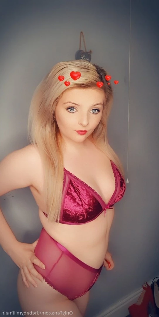 Alexxx 💕  message me 🌺 [ alexxxuncensoredx ] Onlyfans leaked photo 5745600 on Hotleaks.tv