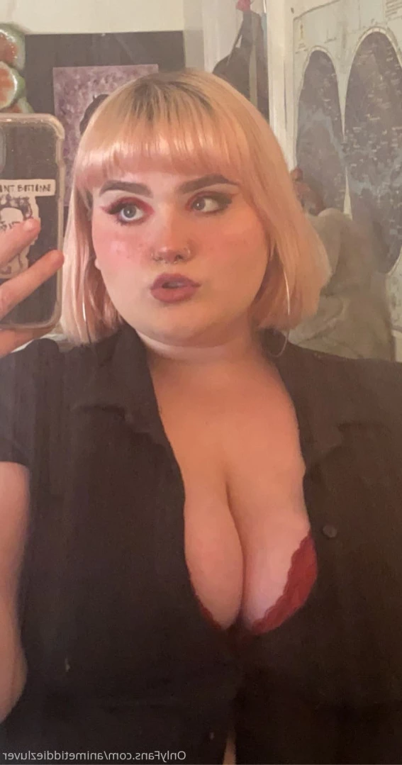 animetiddiezluver Onlyfans leaked photo 15811086 on Hotleaks.tv