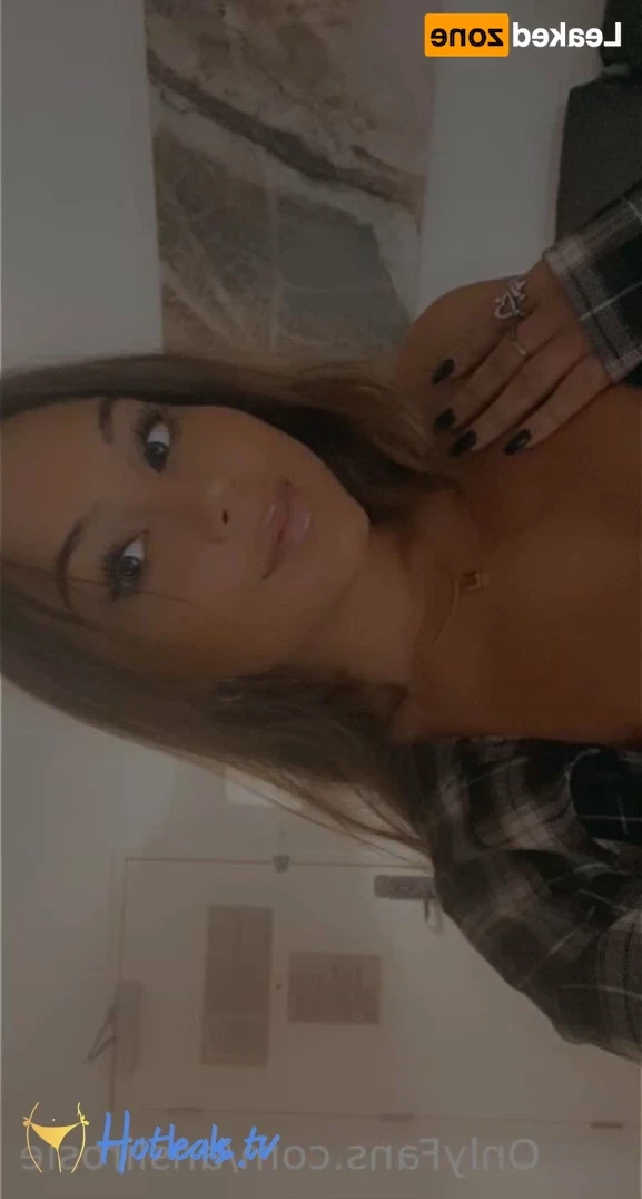 Sextape queen😜😜 [ anslirosie ] Onlyfans leaked photo 14213905 on Hotleaks.tv