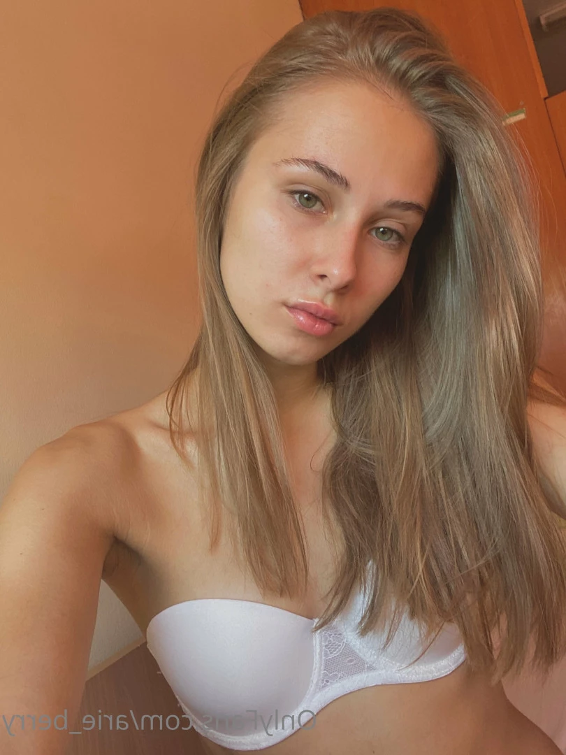 Arie Berry 🍒 [ arie_berry ] Onlyfans leaked photo 5797940 on Hotleaks.tv