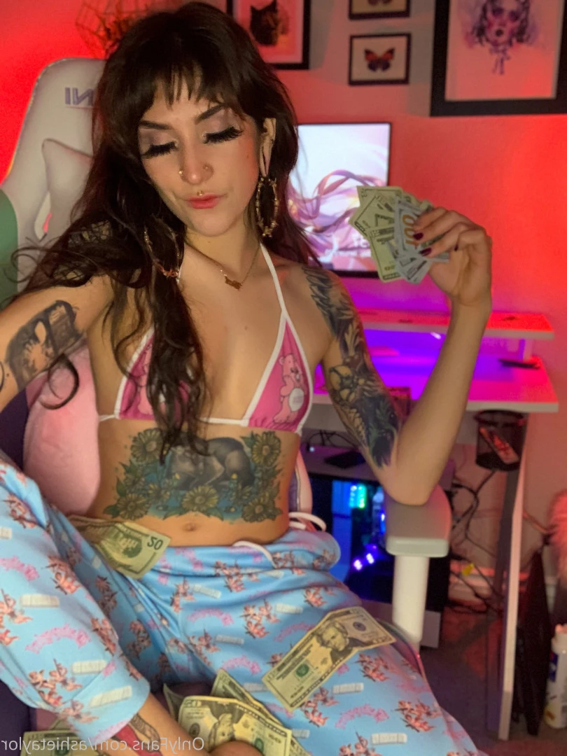 Manic Pixie Massochist 🧚🏼 [ hiitssprite ] Onlyfans leaked photo 5631457 on Hotleaks.tv