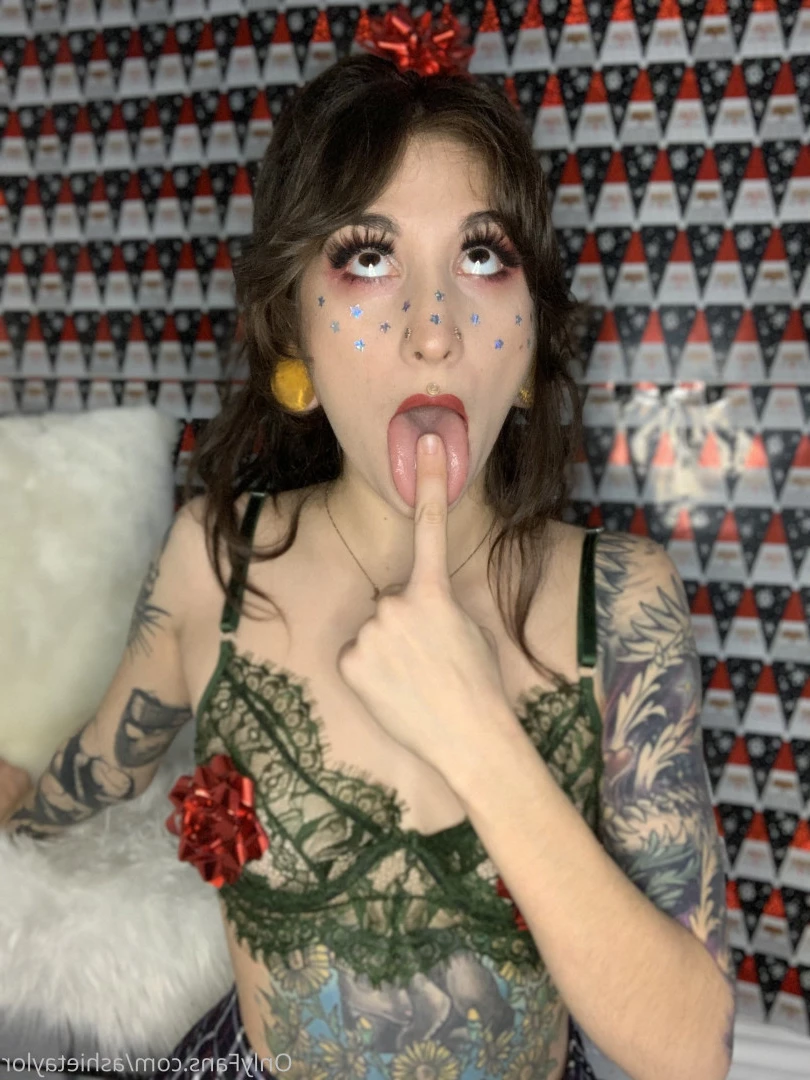 Manic Pixie Massochist 🧚🏼 [ hiitssprite ] Onlyfans leaked photo 5635215 on Hotleaks.tv