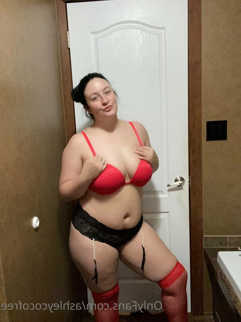 Ashley [ ashleycocofree ] Onlyfans leaked photo 5243462 on Hotleaks.tv