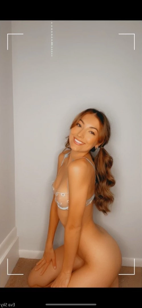💋18yr 🅲🅾︎🅻🅻🅴🅶🅴 🅶🅸🆁🅻 💋 [ freshmanevasky ] Onlyfans leaked photo 414914 on Hotleaks.tv
