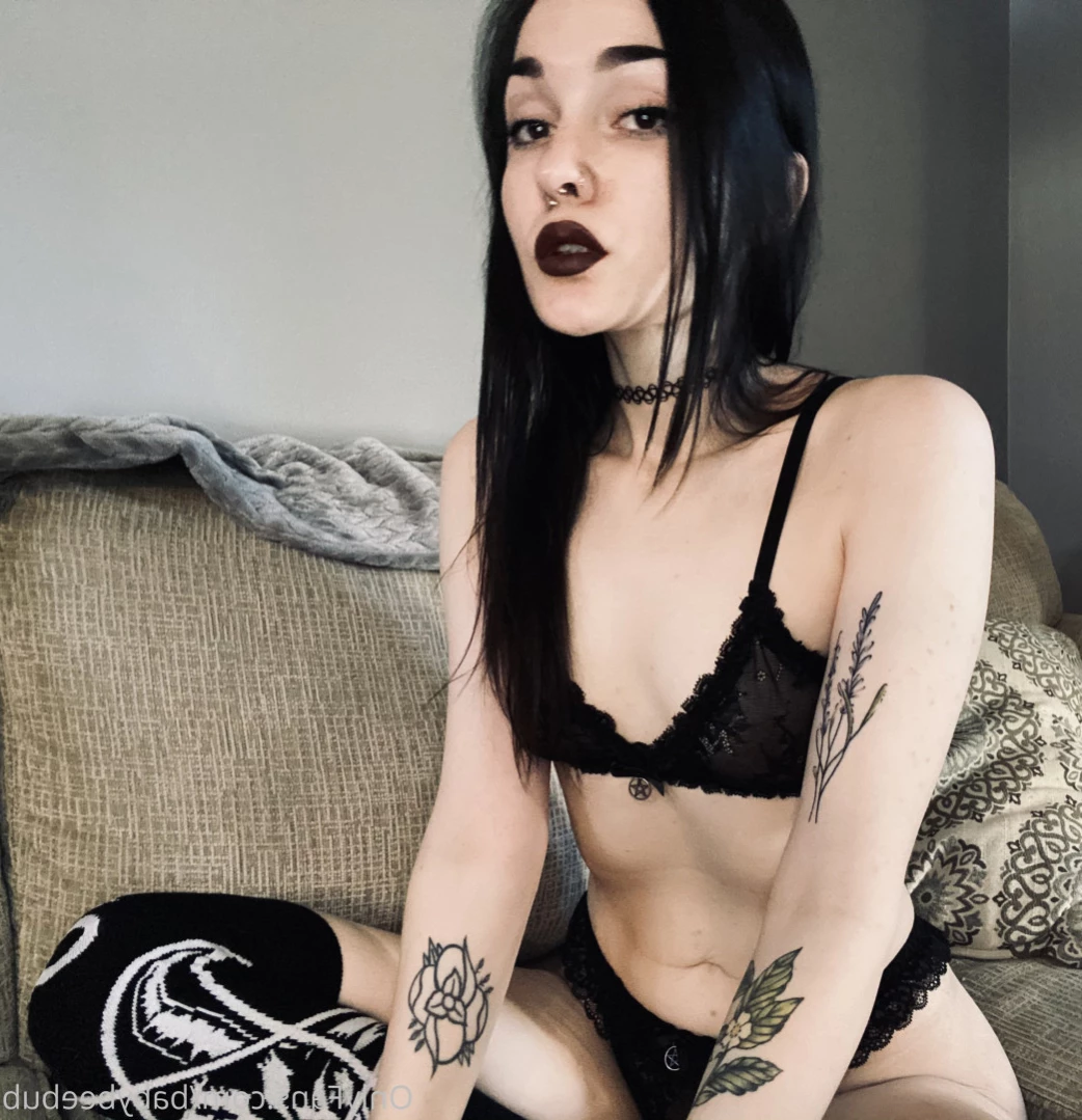 BabyBeeBub 🦇 [ babybeebub ] Onlyfans leaked photo 12310970 on Hotleaks.tv