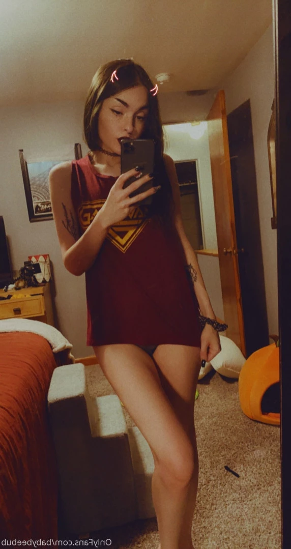 BabyBeeBub 🦇 [ babybeebub ] Onlyfans leaked photo 15334853 on Hotleaks.tv