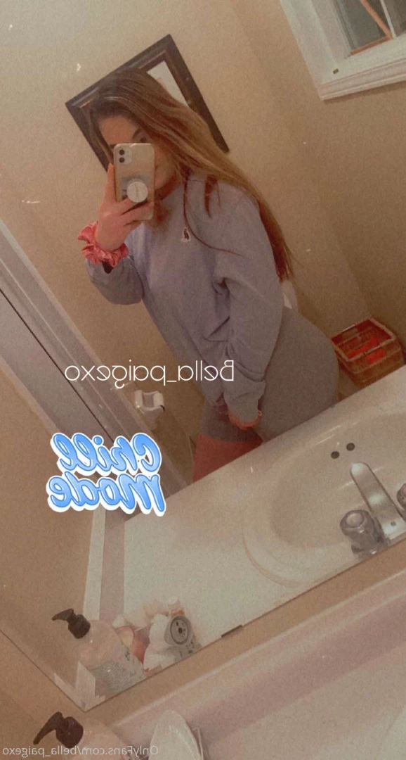 BELLS 😚💦 [ bellaapaigexo ] Onlyfans leaked photo 5904302 on Hotleaks.tv