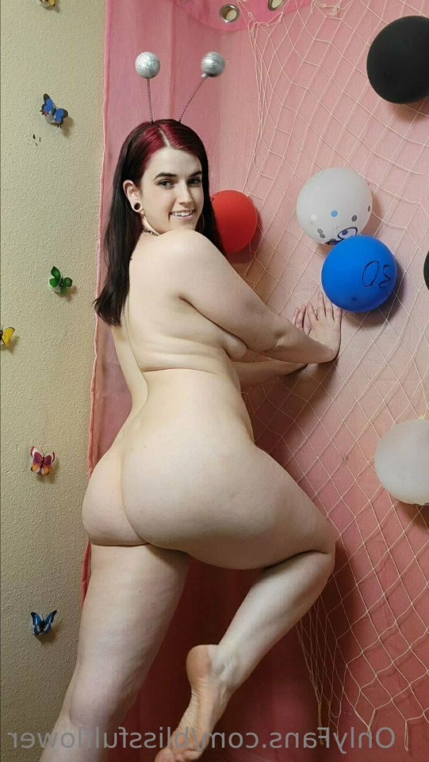 Bliss Flowers 🌻 𝙇𝙚𝙩'𝙨 𝙋𝙡𝙖𝙮 💦 [ blissfulflower ] Onlyfans leaked photo 9269389 on Hotleaks.tv