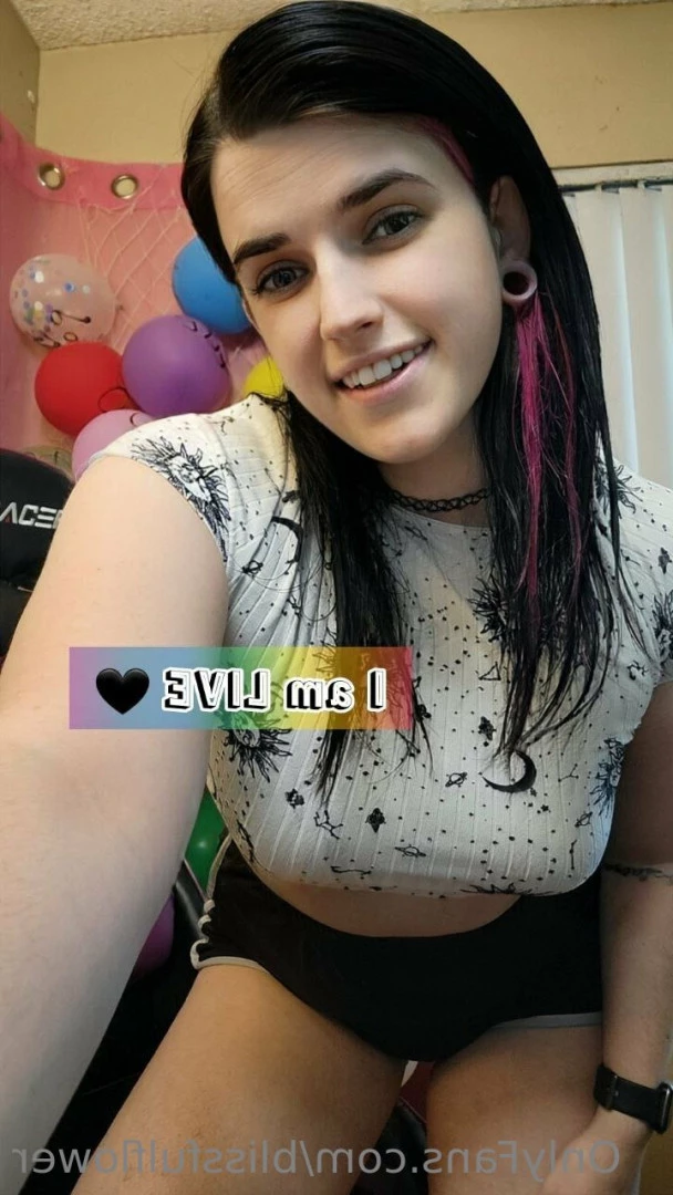 Bliss Flowers 🌻 𝙇𝙚𝙩'𝙨 𝙋𝙡𝙖𝙮 💦 [ blissfulflower ] Onlyfans leaked photo 9271688 on Hotleaks.tv