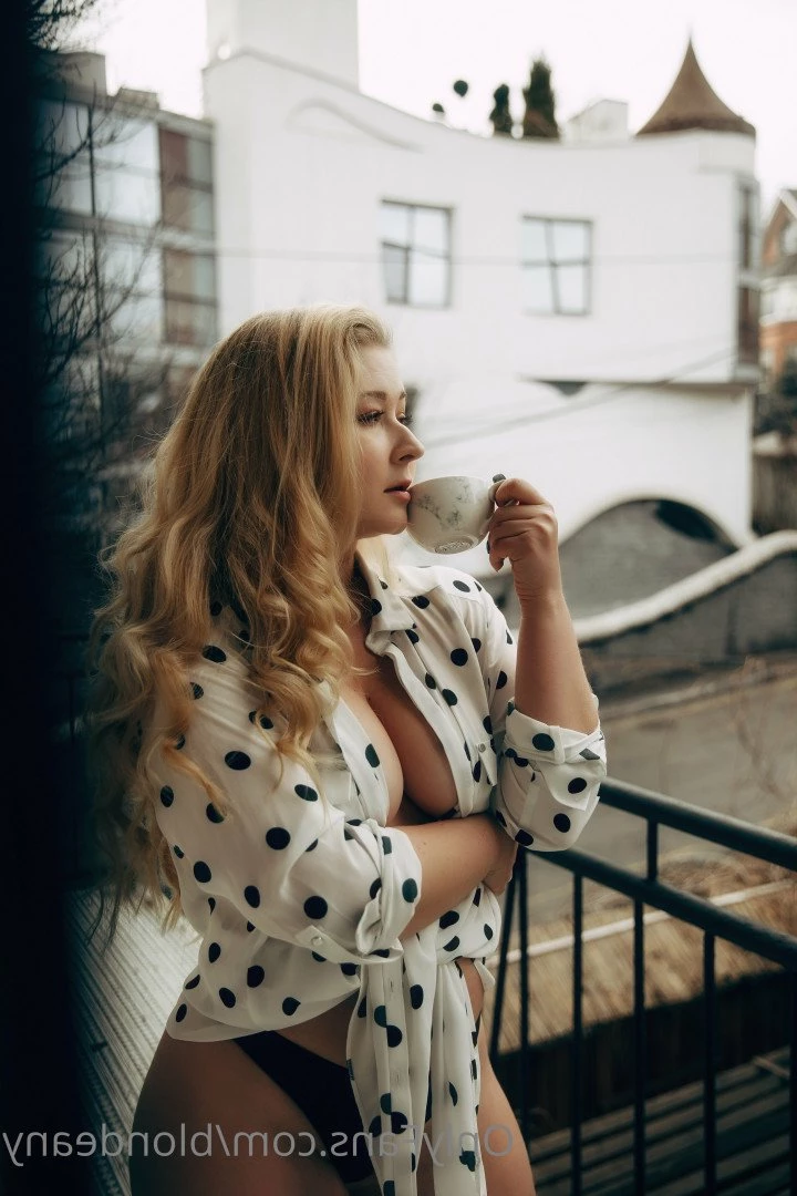 blondeany Onlyfans leaked photo 5226467 on Hotleaks.tv