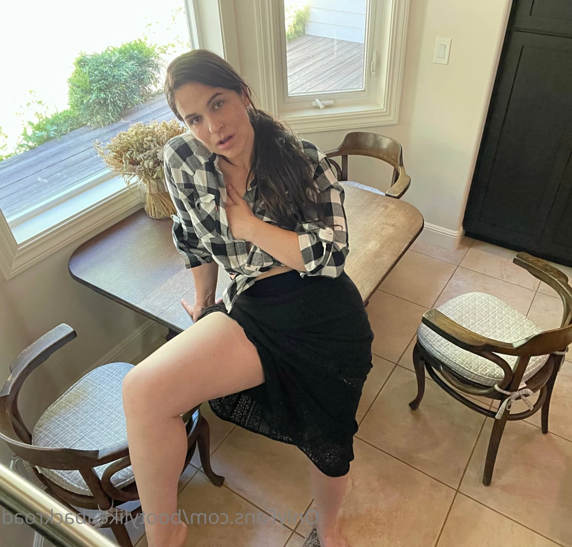 Gianna J 🍑 Certified TherapASSt [ bootylikeabackroad ] Onlyfans leaked photo 5879515 on Hotleaks.tv
