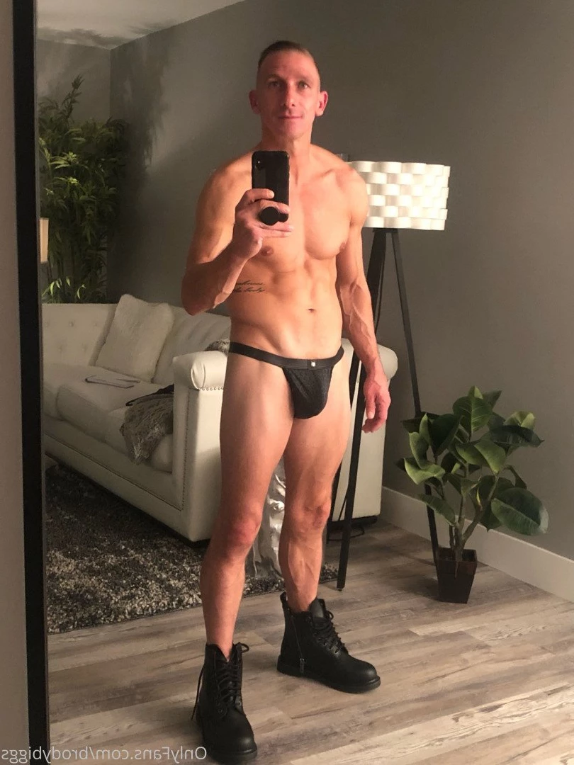Brody Biggs VIP [ brodybiggsvip ] Onlyfans leaked photo 5167411 on Hotleaks.tv