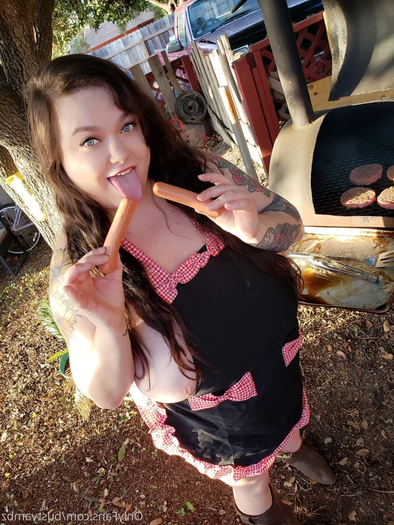 Busty Ambz [ bustyambz ] Onlyfans leaked photo 9268552 on Hotleaks.tv
