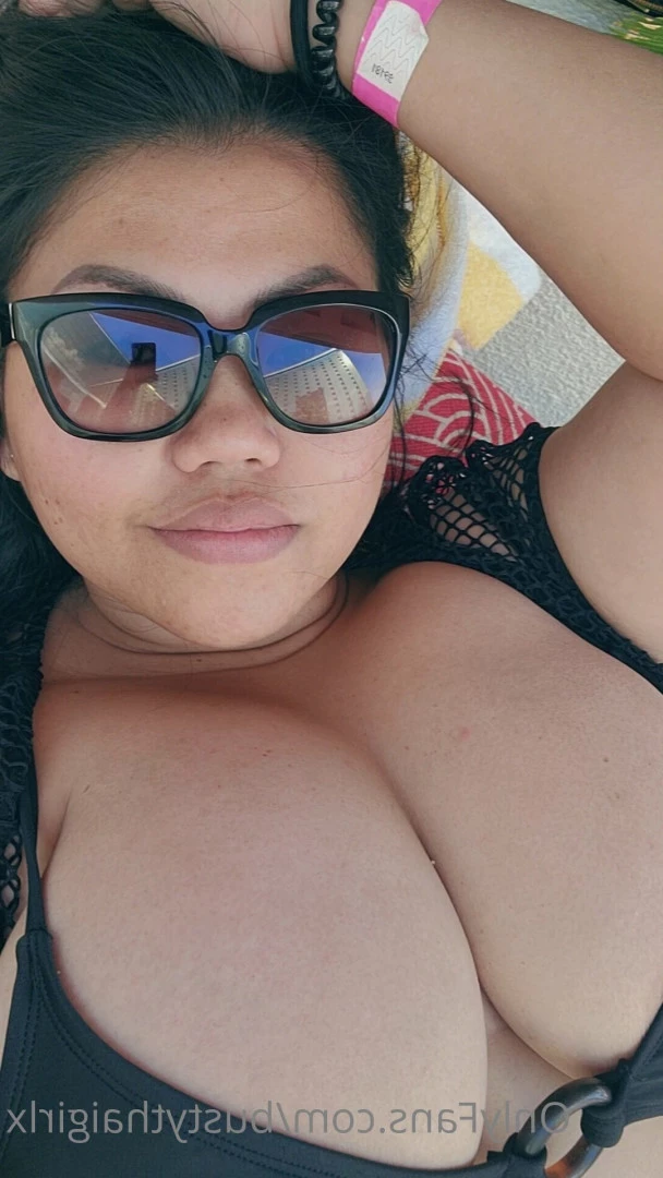 Olivia [ bustythaigirlx ] Onlyfans leaked photo 5627115 on Hotleaks.tv