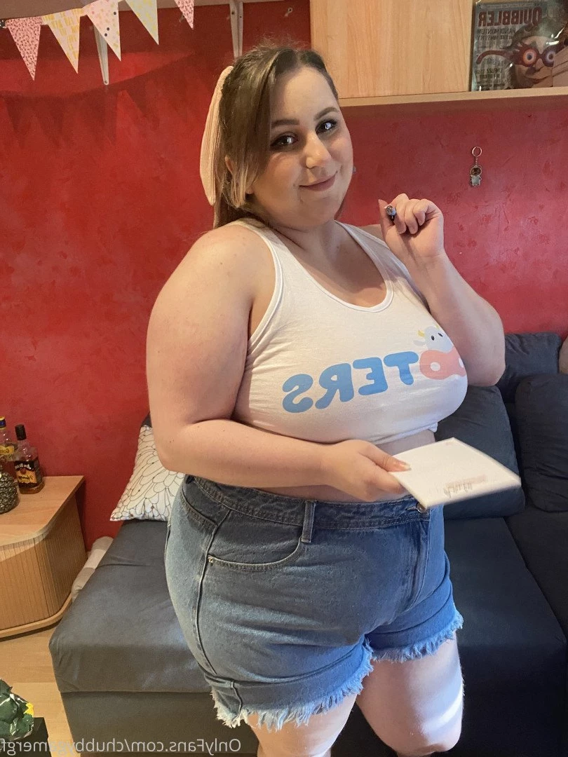 Hiatus ChubbyGamerGF [ chubbygamergf ] Onlyfans leaked photo 5146556 on Hotleaks.tv