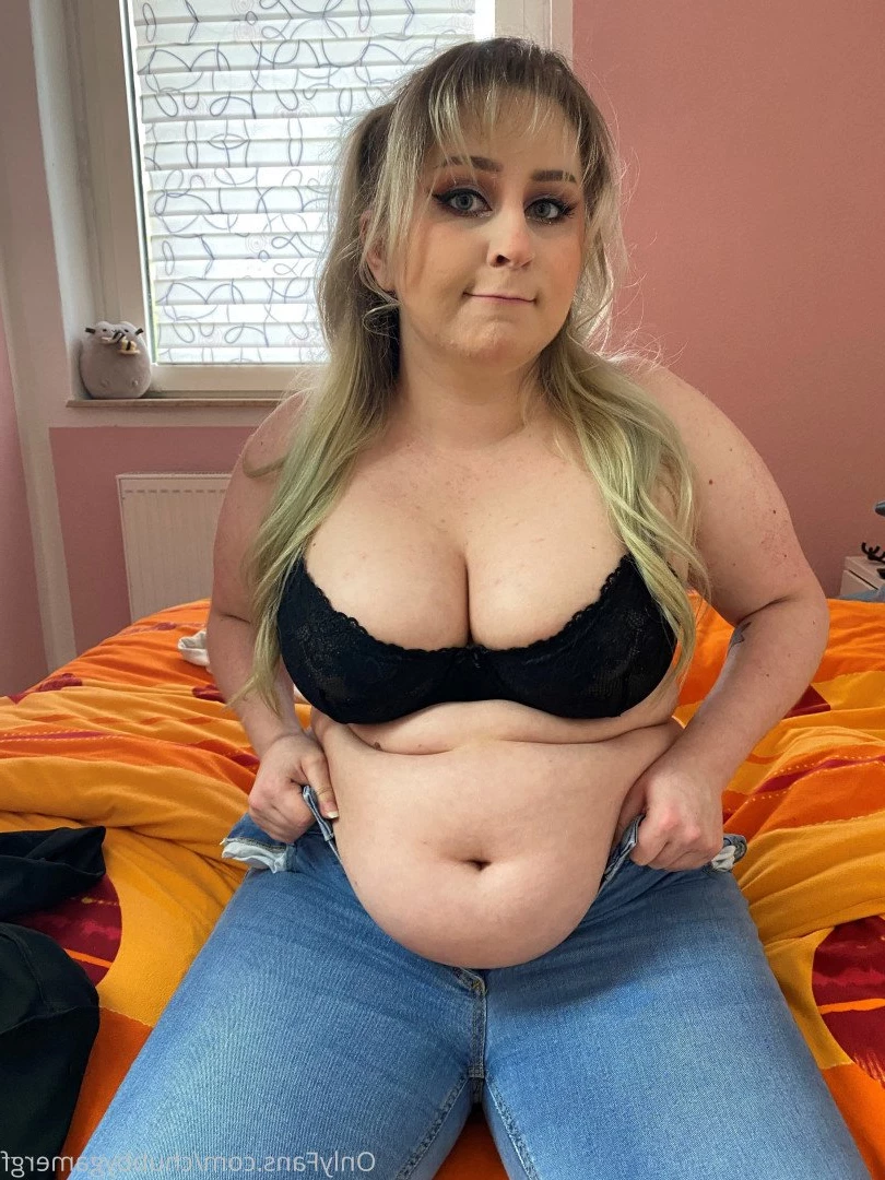 Hiatus ChubbyGamerGF [ chubbygamergf ] Onlyfans leaked photo 5146690 on Hotleaks.tv
