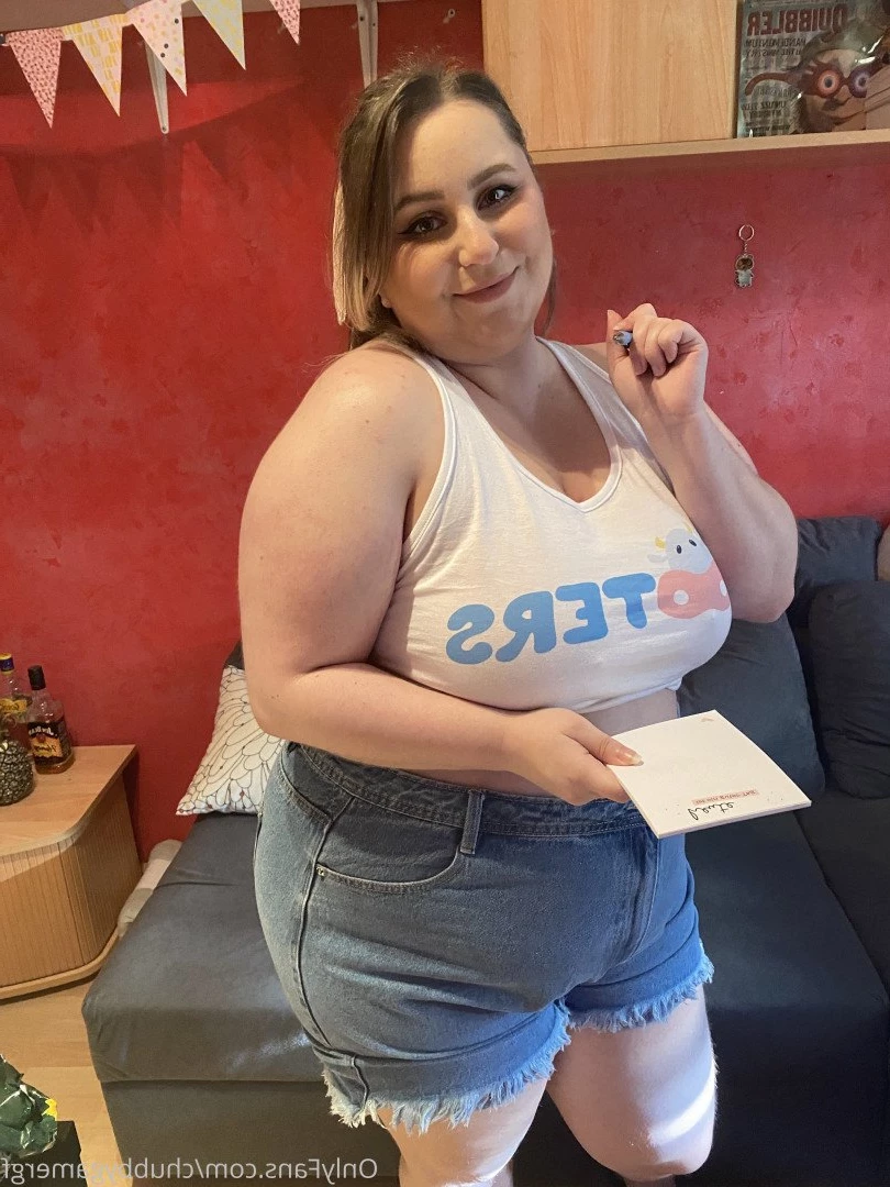 Hiatus ChubbyGamerGF [ chubbygamergf ] Onlyfans leaked photo 5146905 on Hotleaks.tv