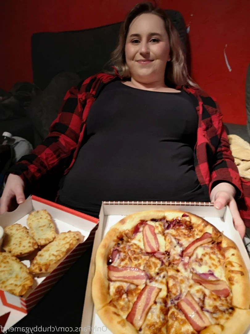Hiatus ChubbyGamerGF [ chubbygamergf ] Onlyfans leaked photo 5146970 on Hotleaks.tv