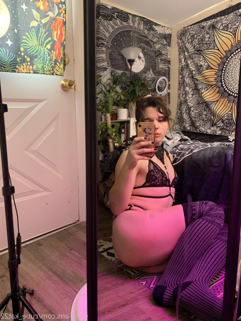 kat winter❄️ [ cutiekatw ] Onlyfans leaked photo 5620411 on Hotleaks.tv