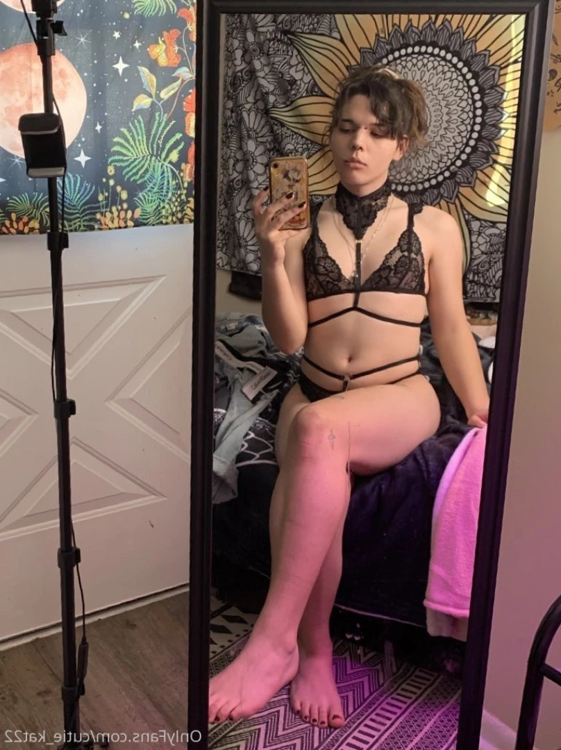 kat winter❄️ [ cutiekatw ] Onlyfans leaked photo 5620684 on Hotleaks.tv
