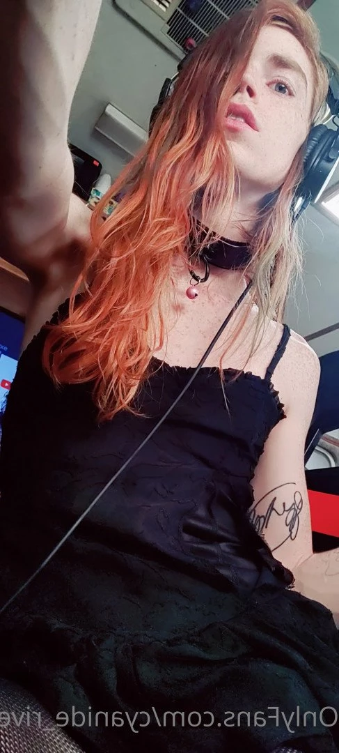 🧡🖤CyanideChuuni🖤🧡 [ cyanide_river ] Onlyfans leaked photo 5148369 on Hotleaks.tv