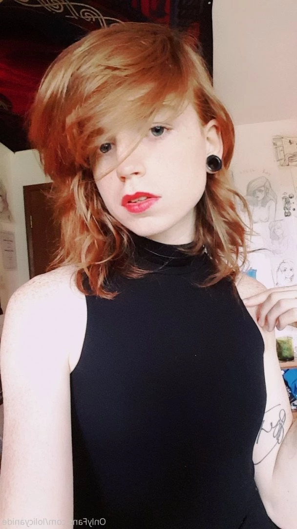 🧡🖤CyanideChuuni🖤🧡 [ cyanide_river ] Onlyfans leaked photo 5152258 on Hotleaks.tv
