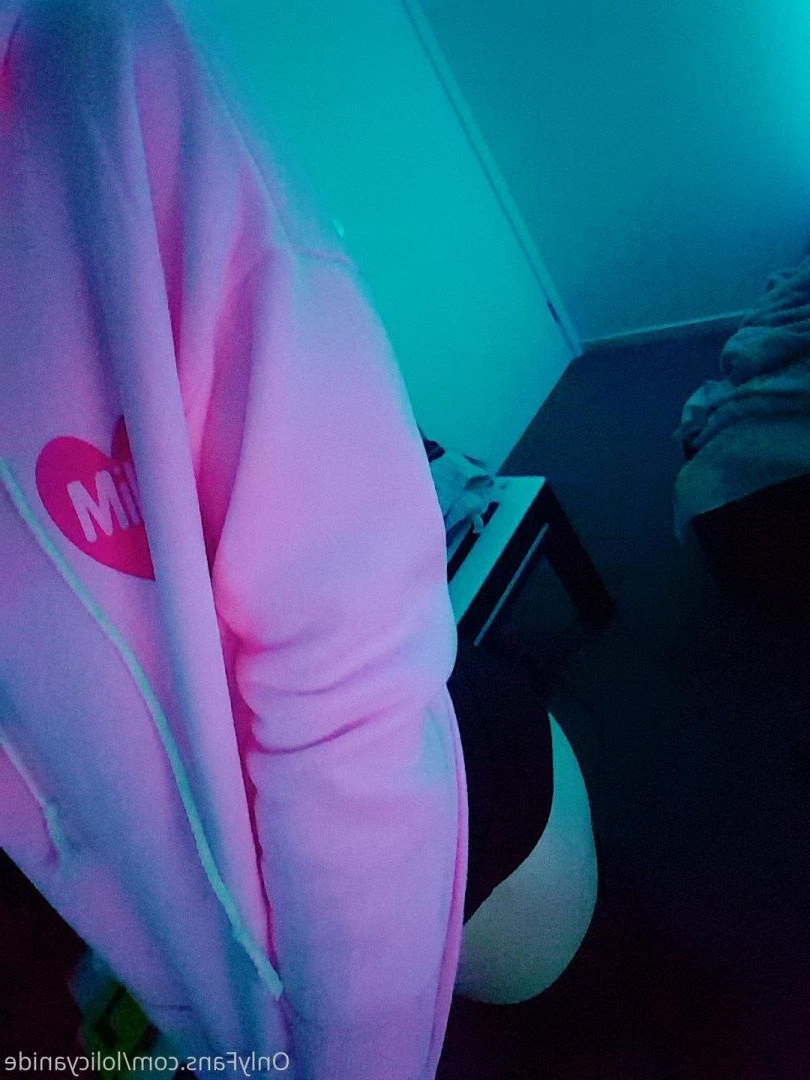 🧡🖤CyanideChuuni🖤🧡 [ cyanide_river ] Onlyfans leaked photo 5155828 on Hotleaks.tv