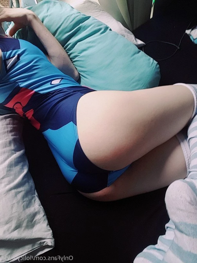 🧡🖤CyanideChuuni🖤🧡 [ cyanide_river ] Onlyfans leaked photo 5159469 on Hotleaks.tv