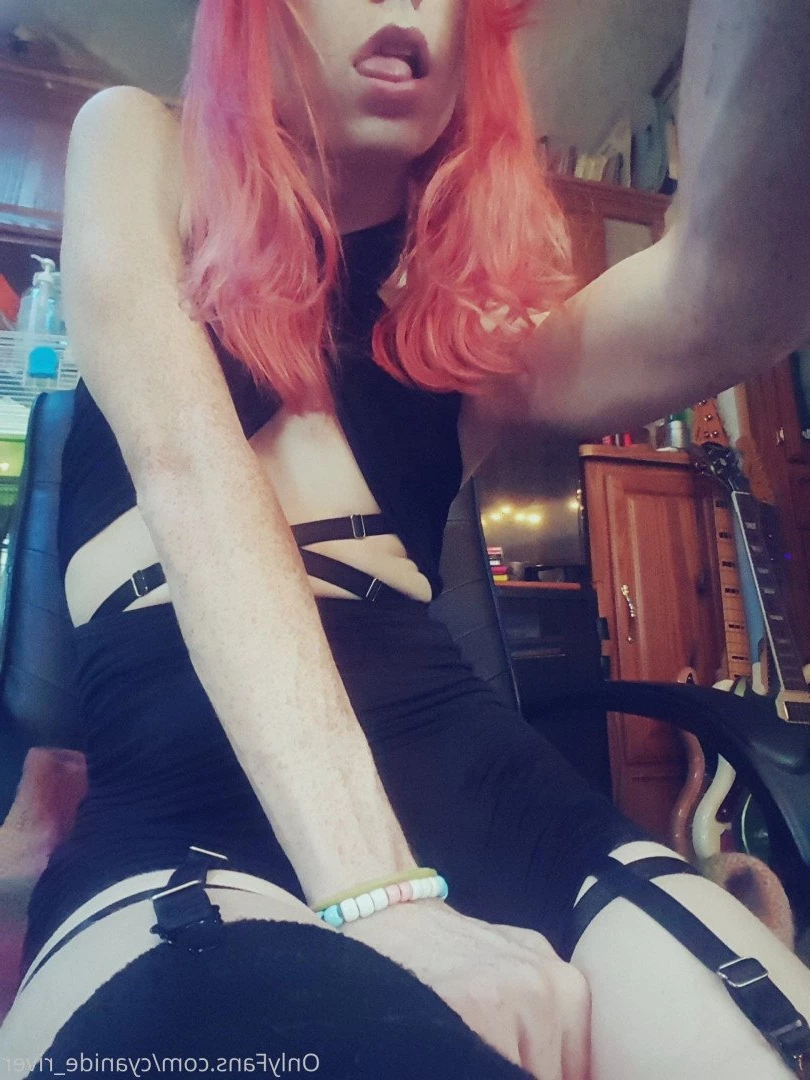 🧡🖤CyanideChuuni🖤🧡 [ cyanide_river ] Onlyfans leaked photo 5163789 on Hotleaks.tv