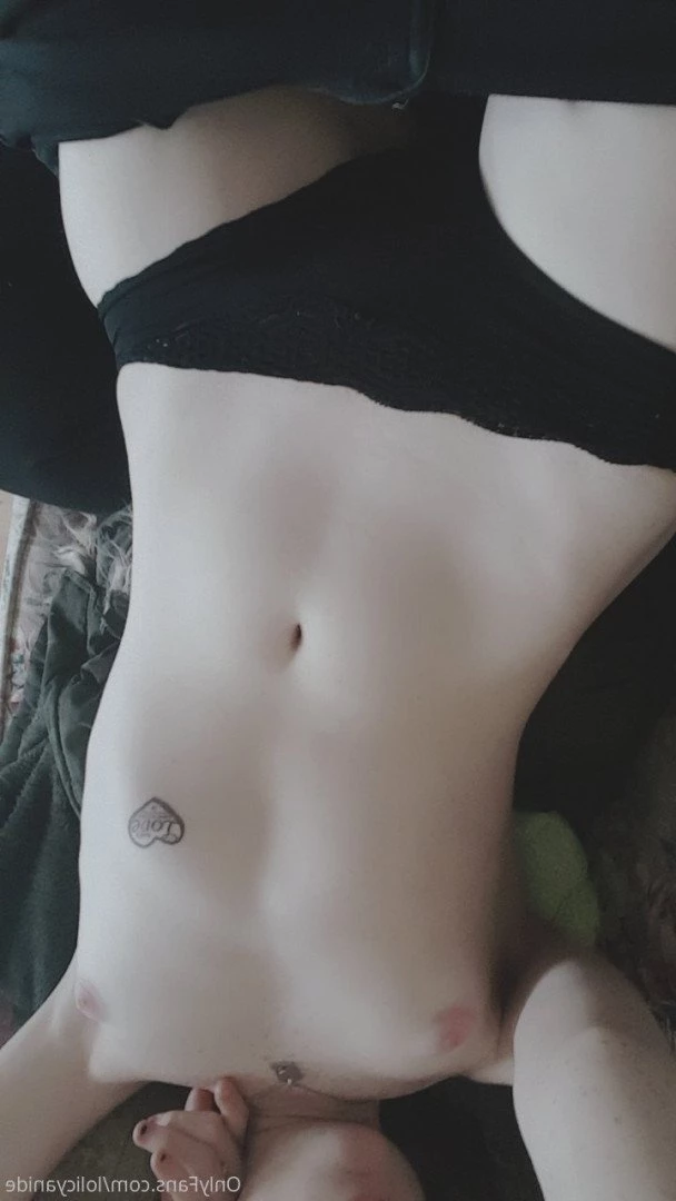 🧡🖤CyanideChuuni🖤🧡 [ cyanide_river ] Onlyfans leaked photo 5171471 on Hotleaks.tv