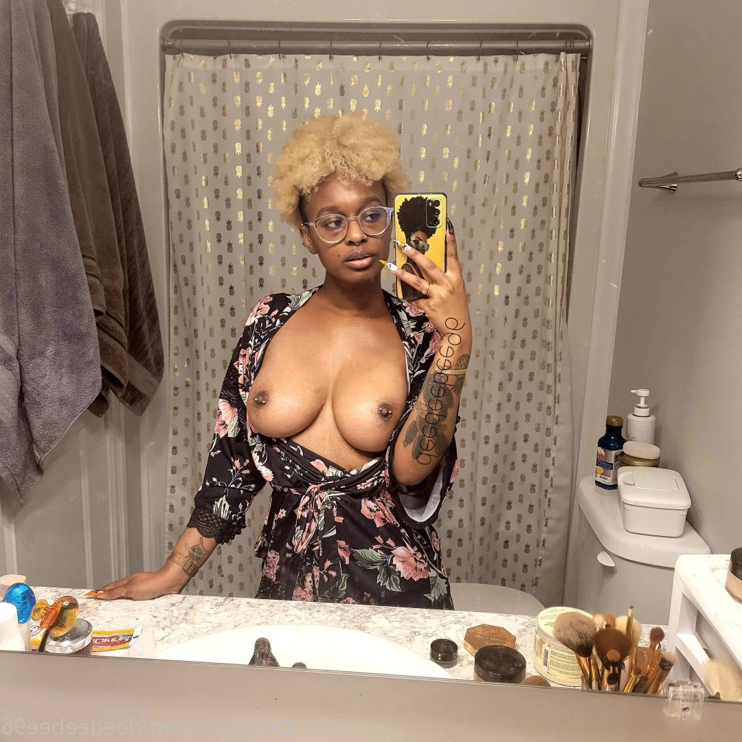 DeeDeeBee [ deedeebee96 ] Onlyfans leaked photo 5802363 on Hotleaks.tv