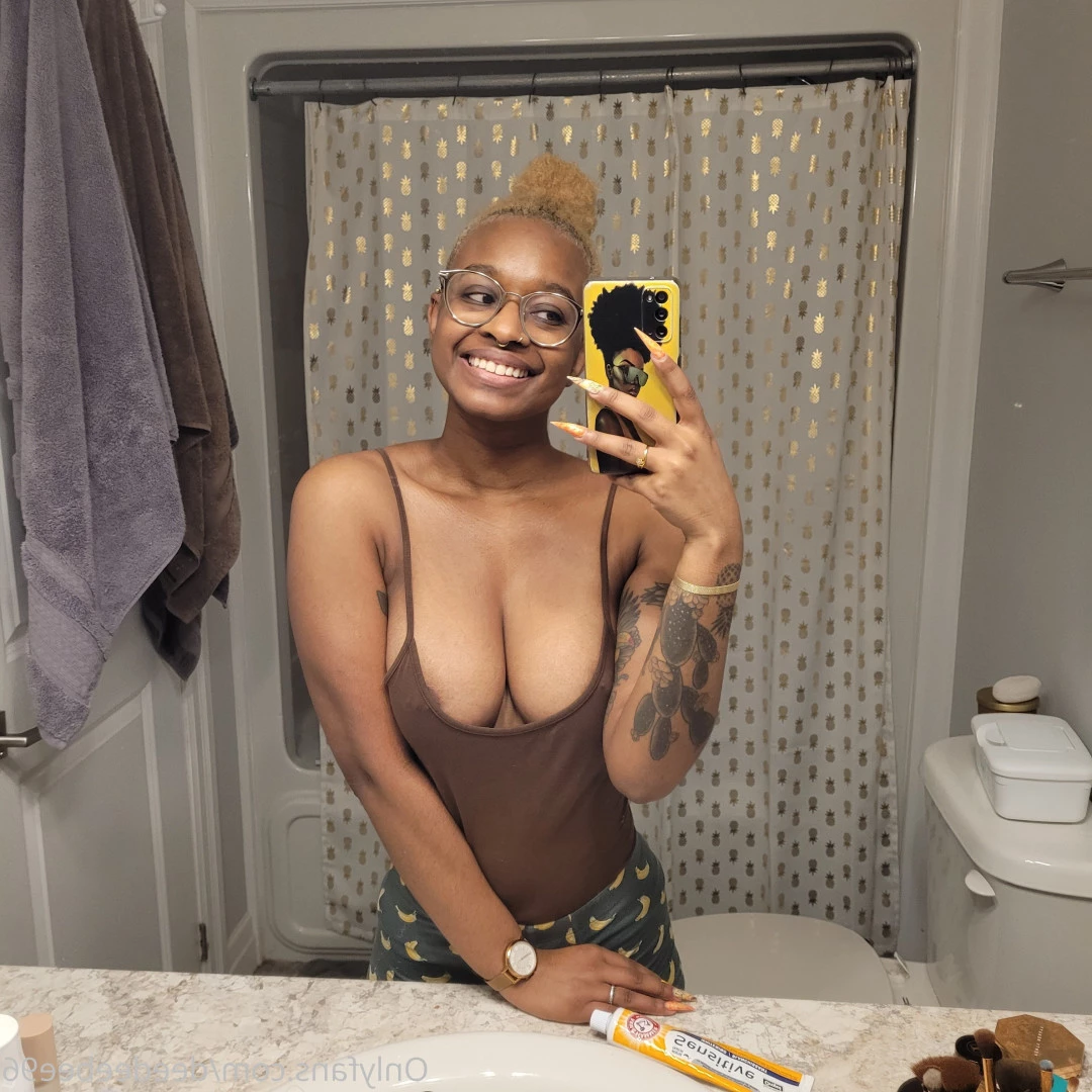 DeeDeeBee [ deedeebee96 ] Onlyfans leaked photo 5806016 on Hotleaks.tv