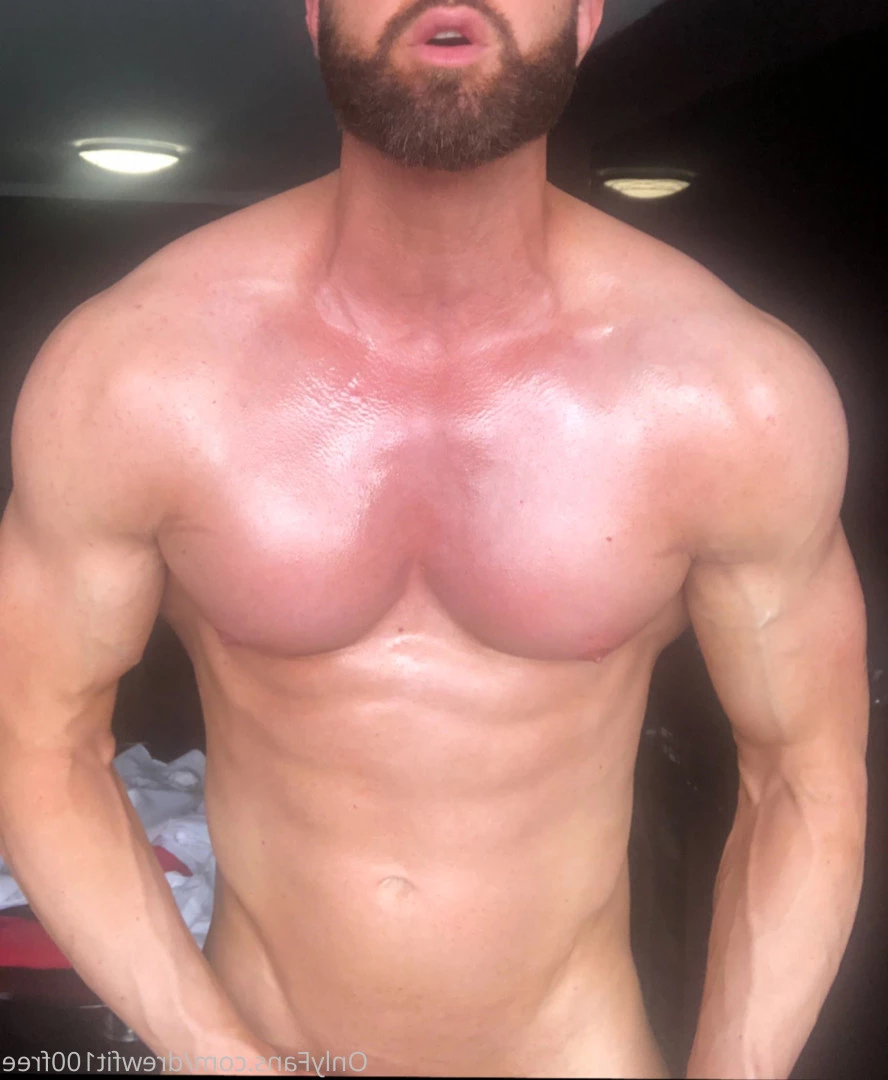 Your Fav 𝐃𝐀𝐃𝐃𝐘 𝐃𝐑𝐄𝐖😈🍆💦 [ drewfit100free ] Onlyfans leaked photo 5793108 on Hotleaks.tv