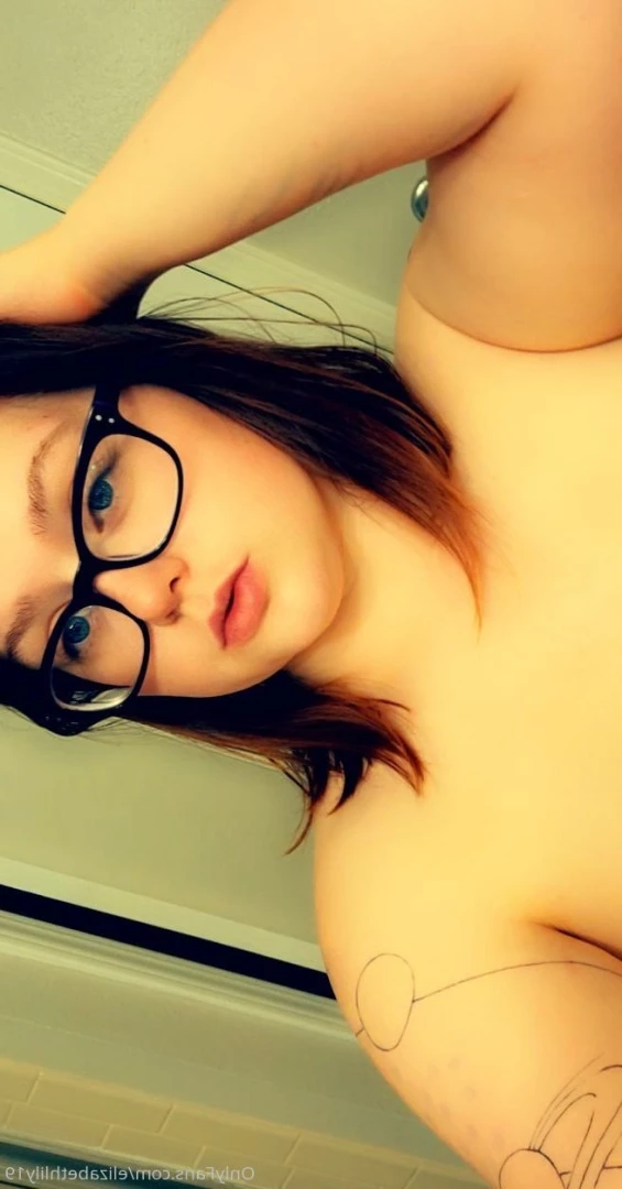 Elizabeth ✨ [ elizabethlily19 ] Onlyfans leaked photo 5765667 on Hotleaks.tv