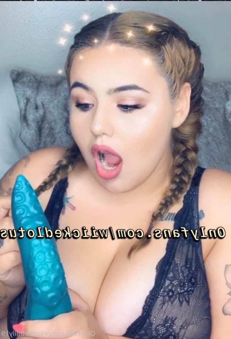 Elizabeth ✨ [ elizabethlily19 ] Onlyfans leaked photo 5765905 on Hotleaks.tv