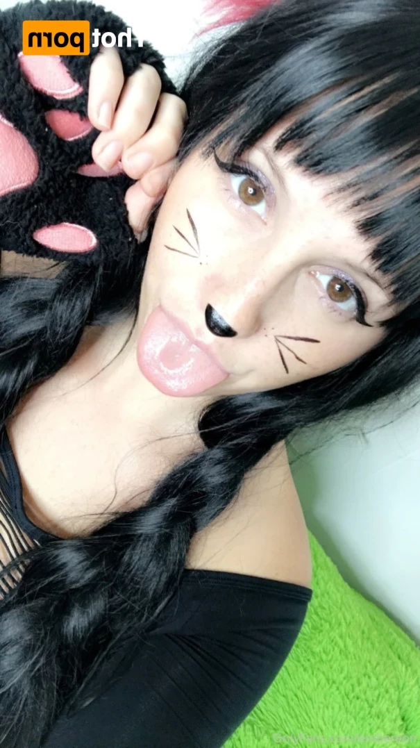 FACIAL QUEEN 💦 [ embereon ] Onlyfans leaked photo 12845167 on Hotleaks.tv