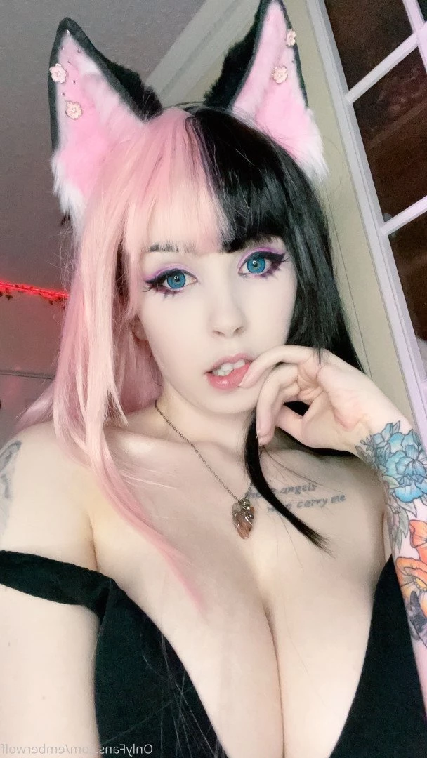 Ember Wolf [ emberwolf ] Onlyfans leaked photo 5099399 on Hotleaks.tv