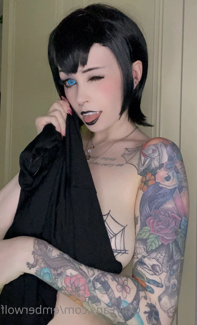 Ember Wolf [ emberwolf ] Onlyfans leaked photo 5104215 on Hotleaks.tv