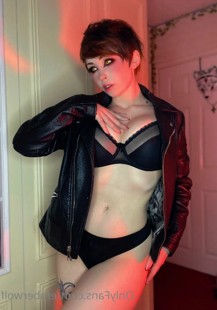 Ember Wolf [ emberwolf ] Onlyfans leaked photo 5104418 on Hotleaks.tv