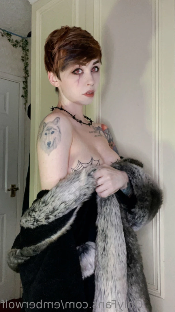 Ember Wolf [ emberwolf ] Onlyfans leaked photo 12397833 on Hotleaks.tv