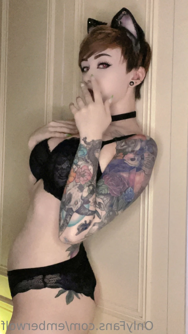 Ember Wolf [ emberwolf ] Onlyfans leaked photo 12854759 on Hotleaks.tv