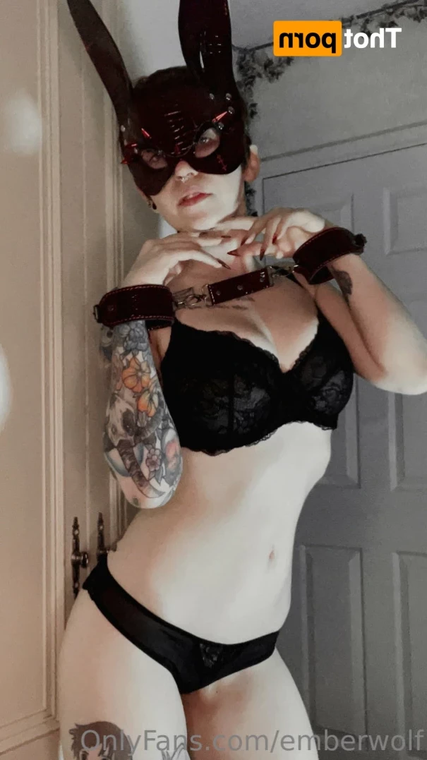 Ember Wolf [ emberwolf ] Onlyfans leaked photo 14927856 on Hotleaks.tv