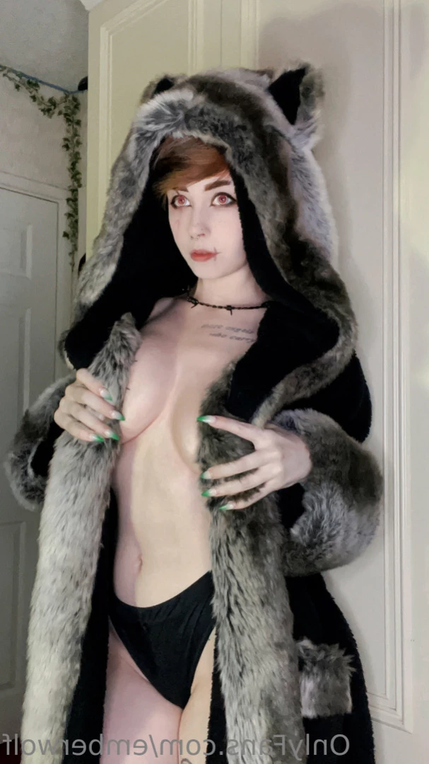 Ember Wolf [ emberwolf ] Onlyfans leaked photo 16136732 on Hotleaks.tv