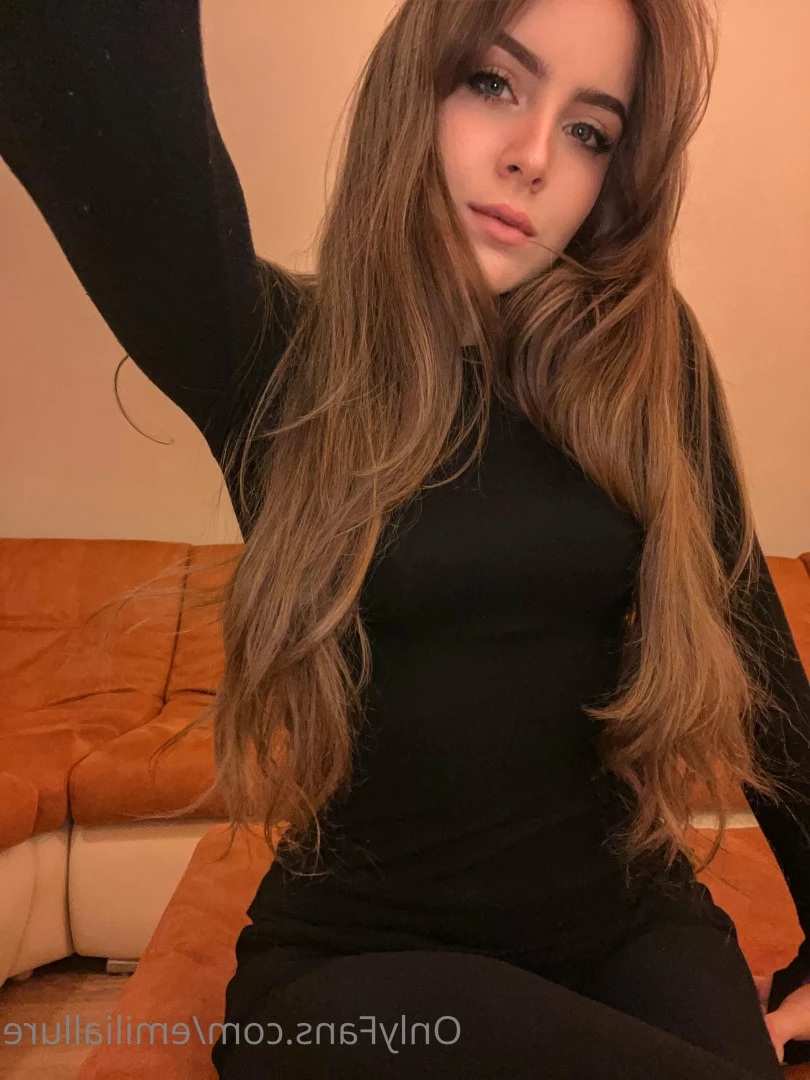 🟢  𝐸𝑀𝐼𝐿𝐼𝒜 💛🧸 [ emiliallure ] Onlyfans leaked photo 5587048 on Hotleaks.tv