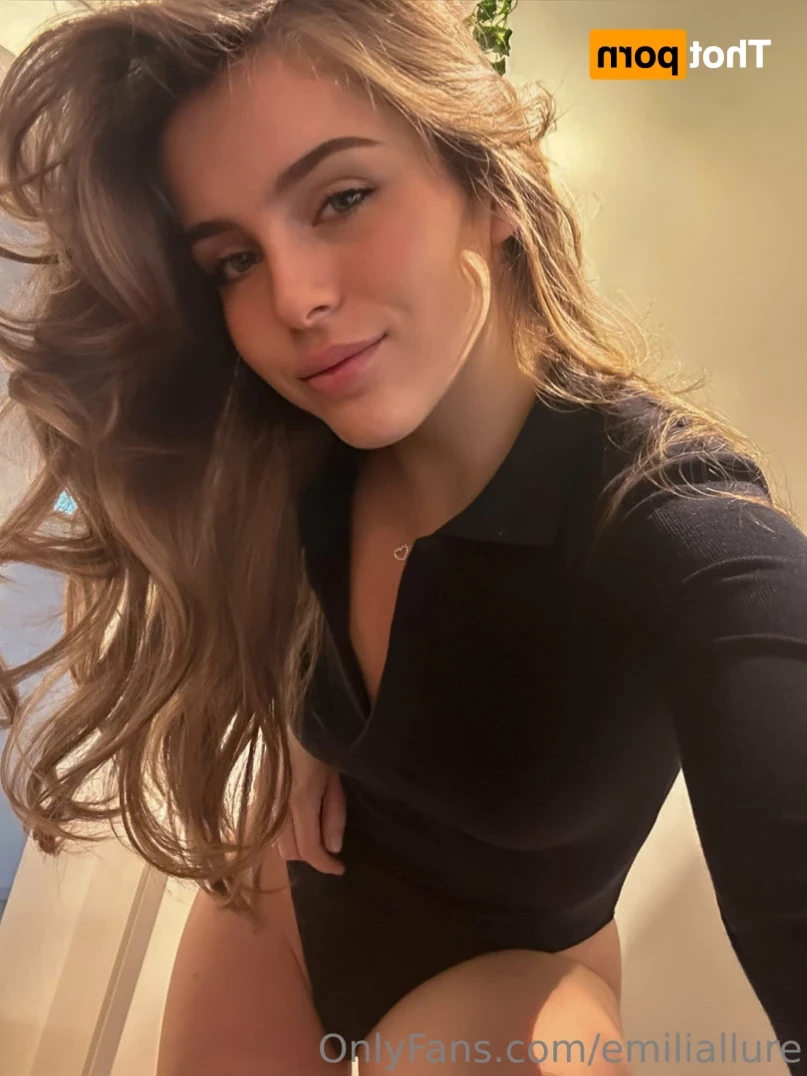 🟢  𝐸𝑀𝐼𝐿𝐼𝒜 💛🧸 [ emiliallure ] Onlyfans leaked photo 12854497 on Hotleaks.tv