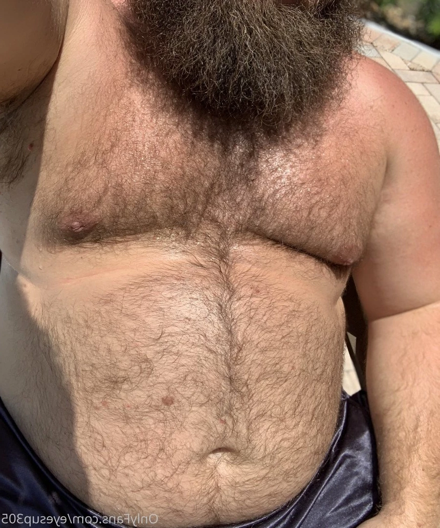 Big Fat Bear [ eyesup305 ] Onlyfans leaked photo 5093343 on Hotleaks.tv