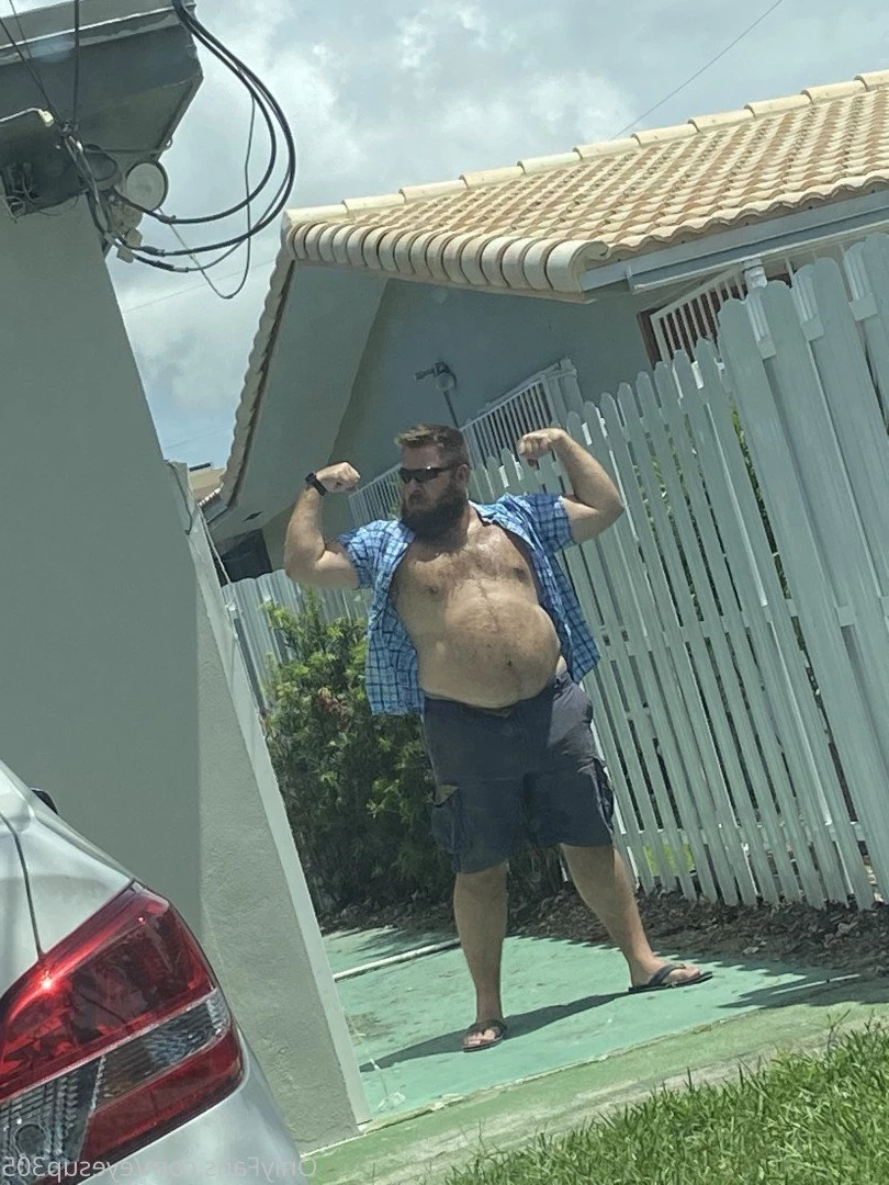 Big Fat Bear [ eyesup305 ] Onlyfans leaked photo 5093954 on Hotleaks.tv