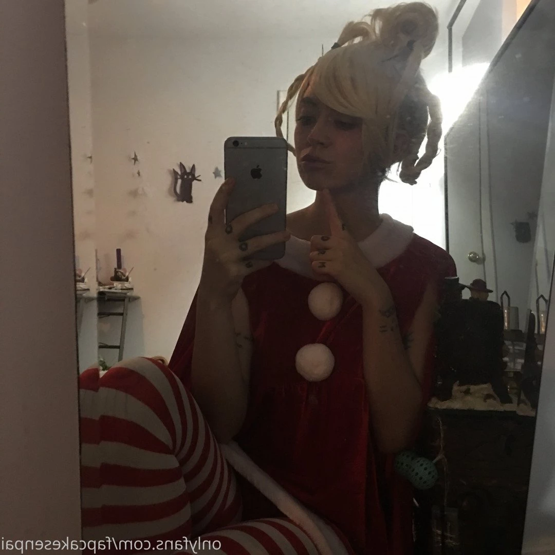 Fapcake Senpai [ fapcakesenpai ] Onlyfans leaked photo 5128610 on Hotleaks.tv